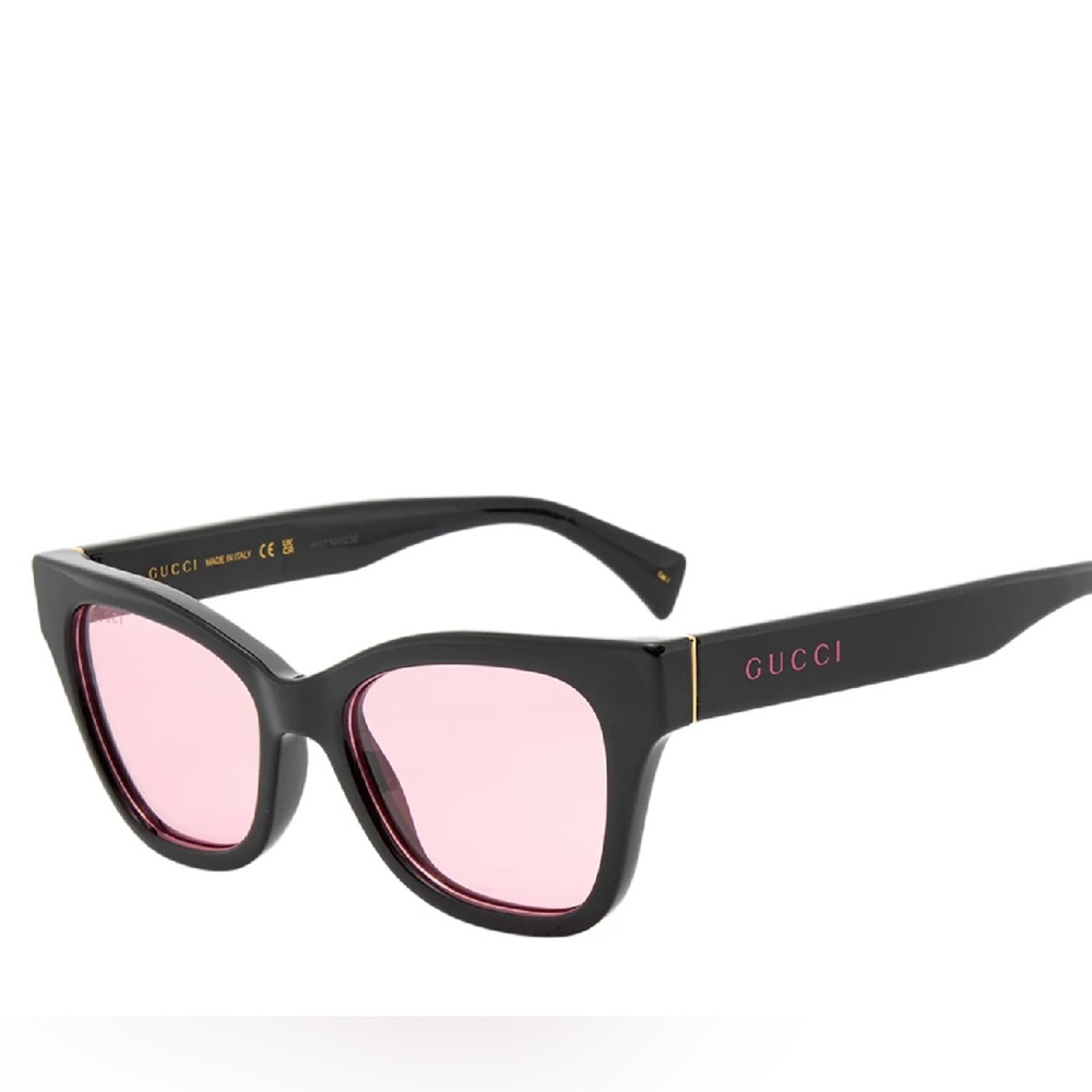 Gucci Sunglasses with Black Frame and Pink Lens